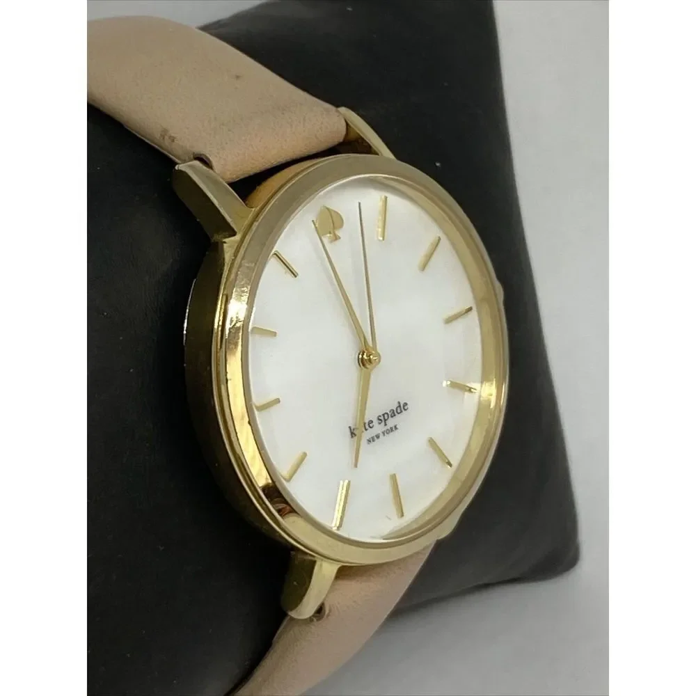Kate Spade New York 0073 Women's Beige Leather Analog Dial Quartz Watch GE558